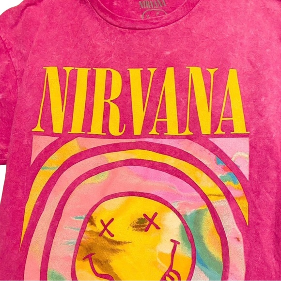 HOST PICK 🎉 NIRVANA OFFICIAL LOGO OVERSIZED BAND TEE - Picture 7 of 15